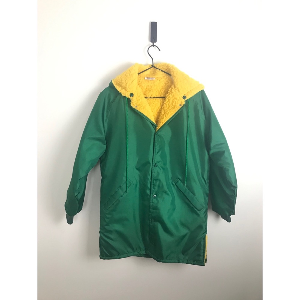 Birdie coat by Richard Leslie